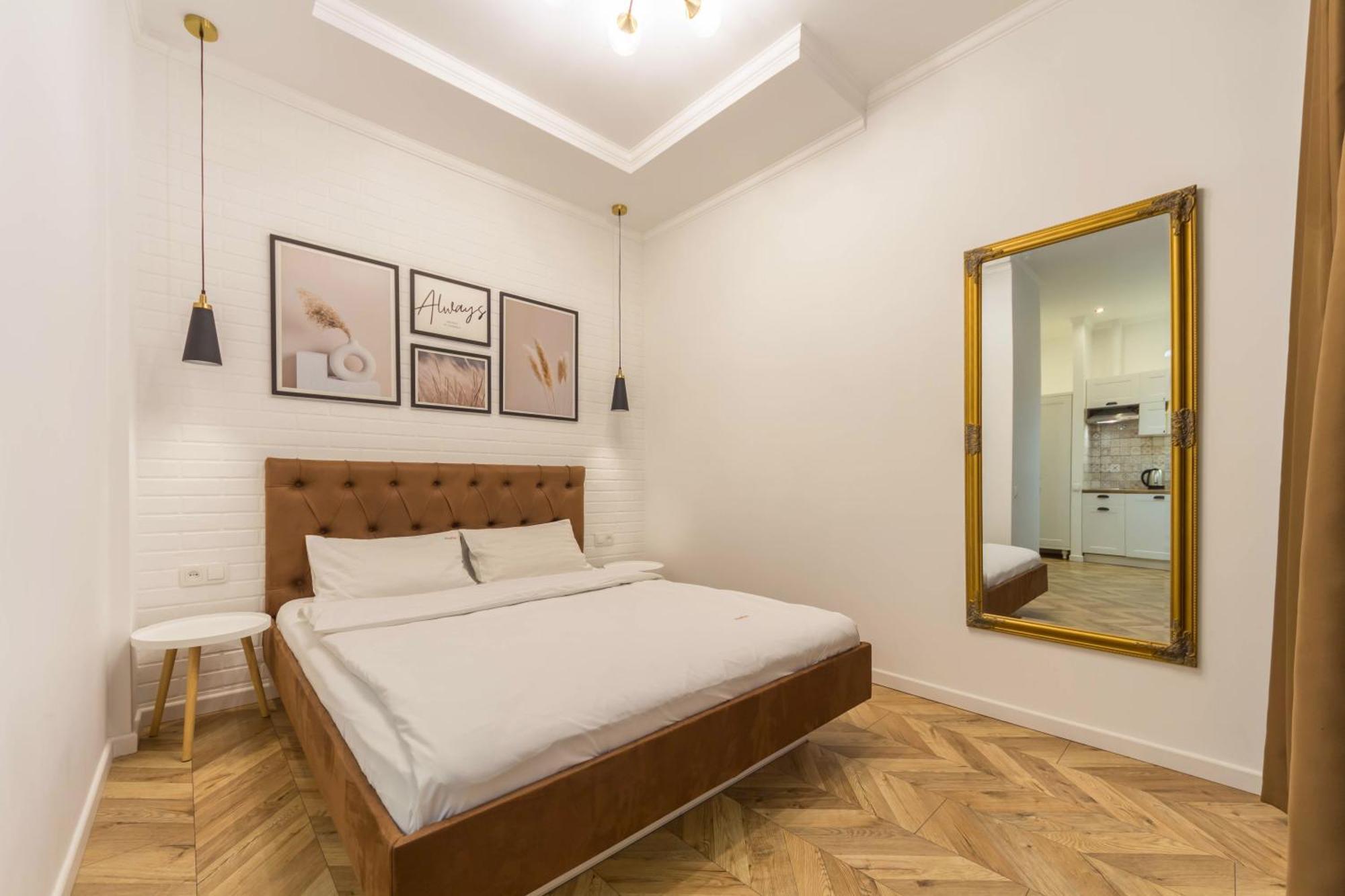 дизайнерські у центрі біля цуму Apartment Kyiv