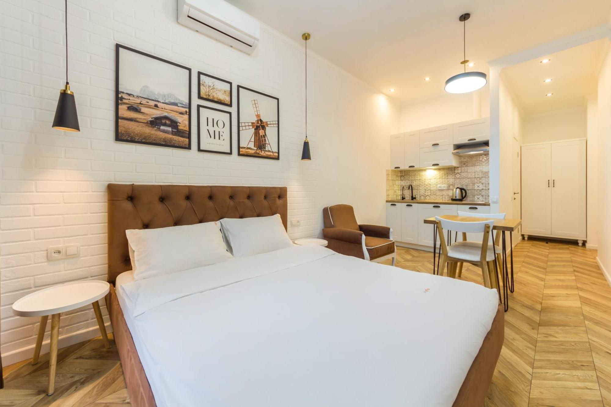 Apartment дизайнерські у центрі біля цуму *