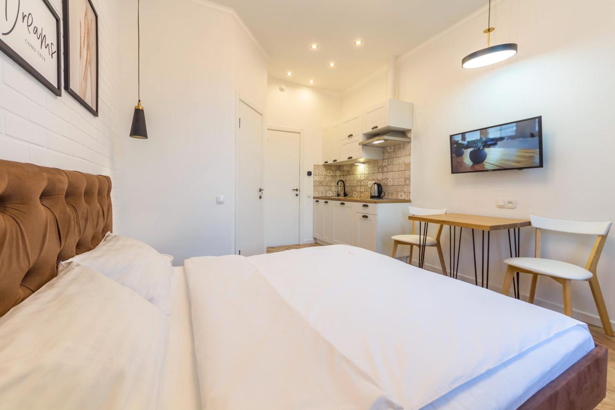 Apartment дизайнерські у центрі біля цуму *