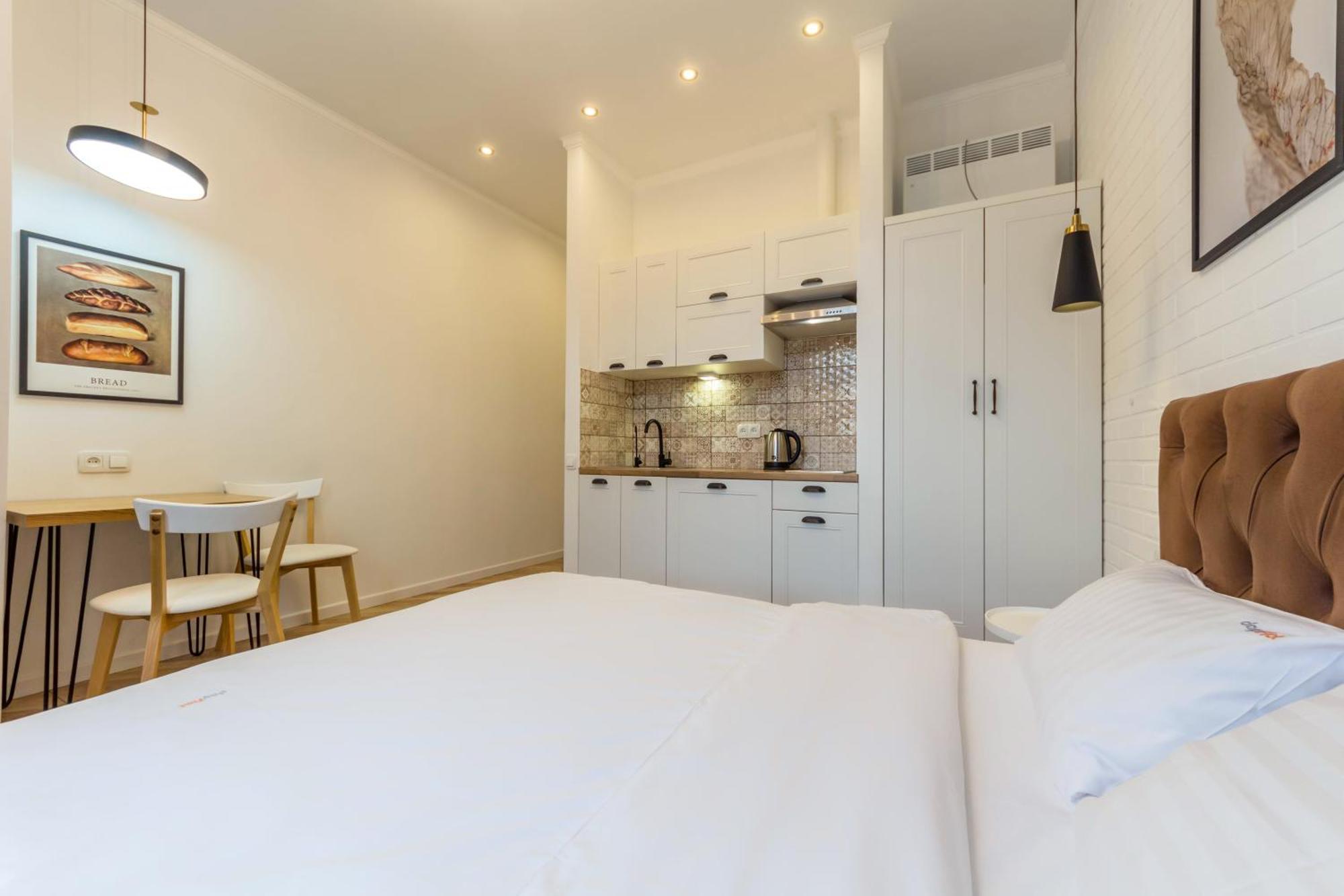 Apartment дизайнерські у центрі біля цуму Kyiv