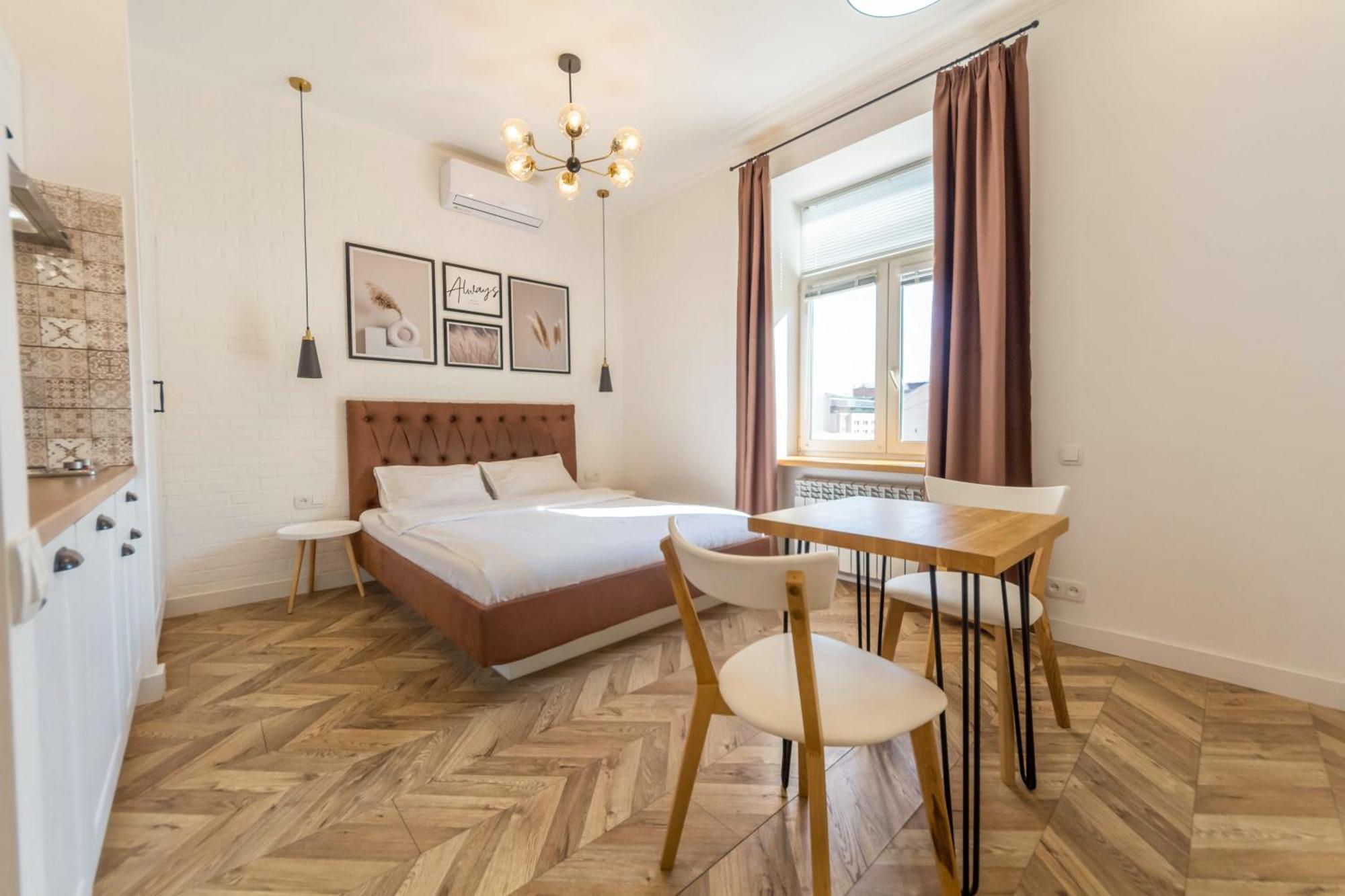 Apartment дизайнерські у центрі біля цуму Kyiv