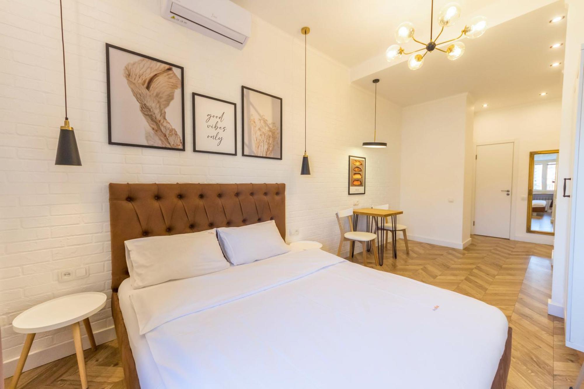 дизайнерські у центрі біля цуму Apartment